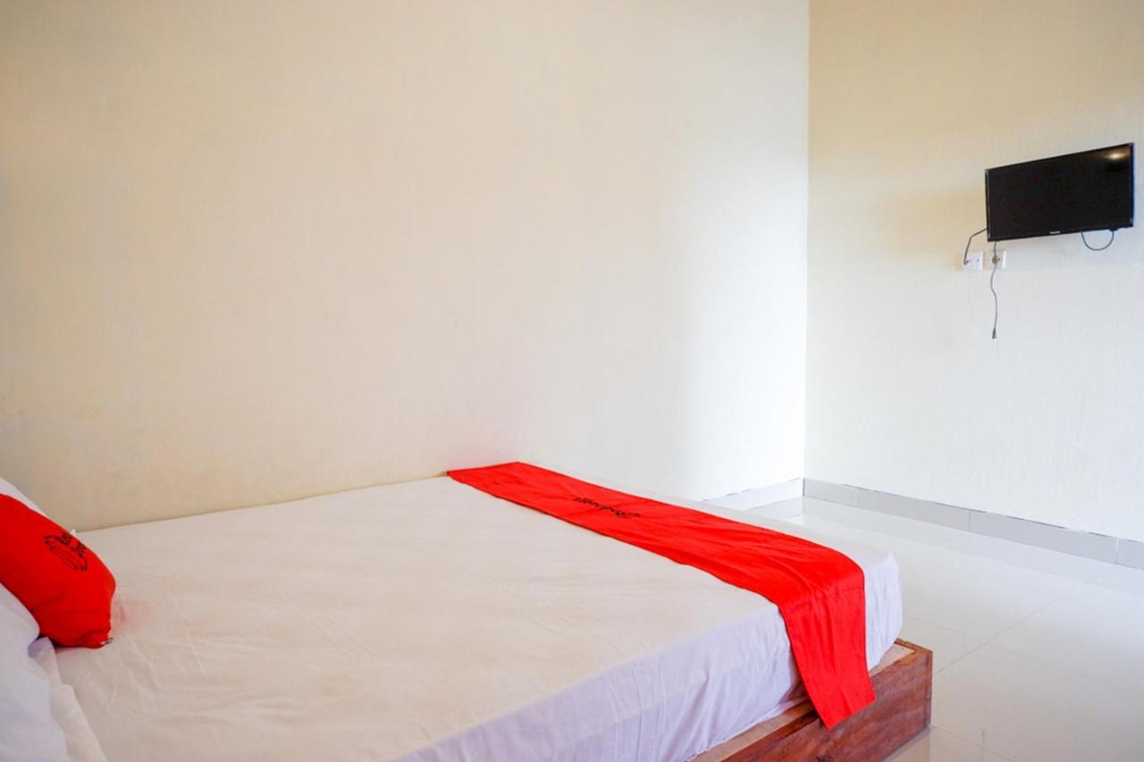 Reddoorz Near Candi Cetho Karanganyar Karanganyar  エクステリア 写真